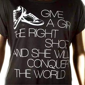 ’Give a Girl the Right Shoe…’ Black Graphic Slub Tee SZ 2X! NEW!